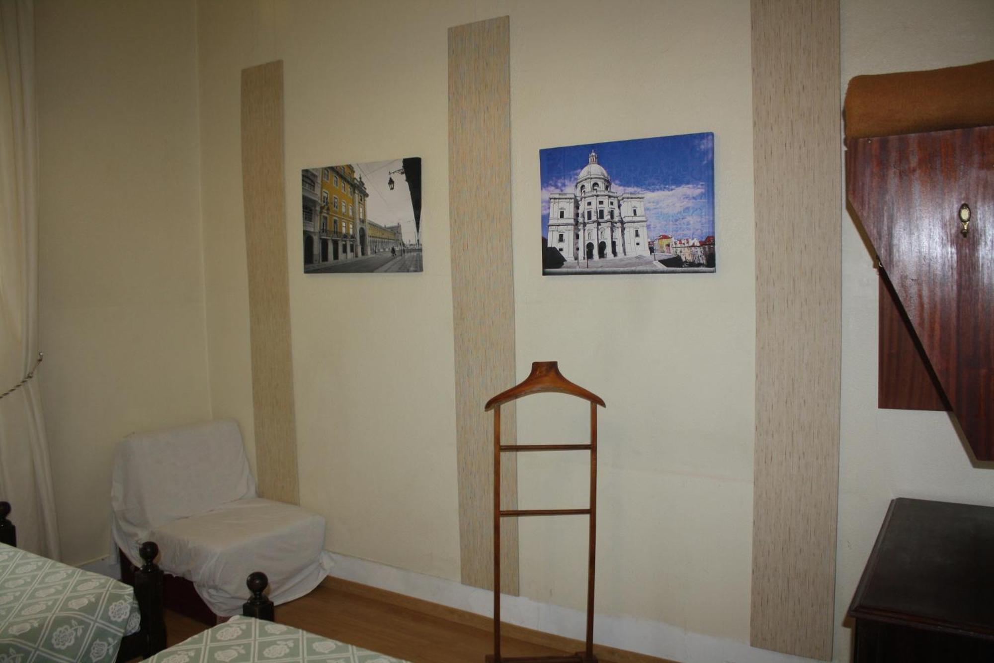 Pensao Residencial Estrela Do Mondego Hotel Lisbon Room photo